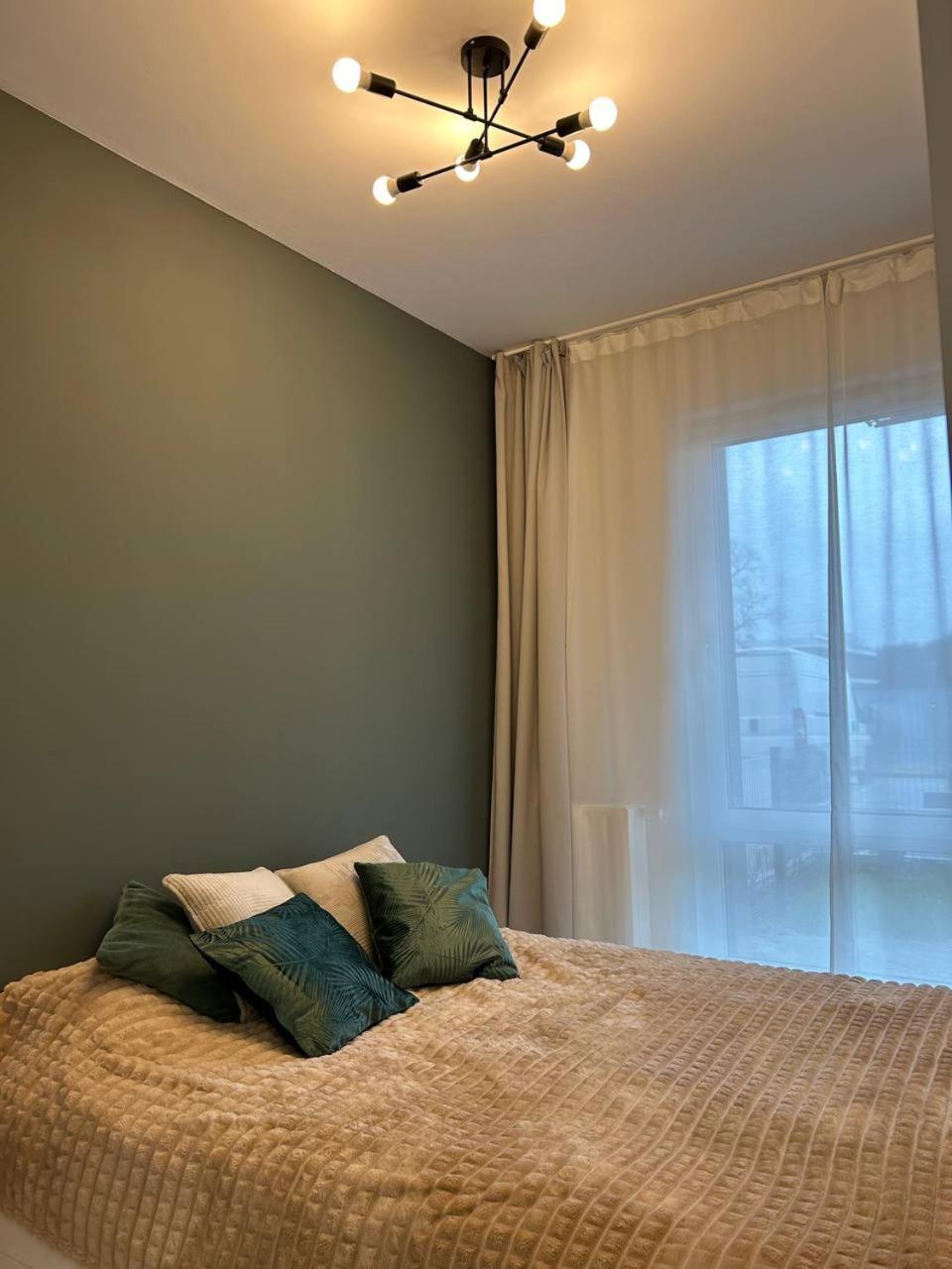 Warsaw Airport Apartment מראה חיצוני תמונה
